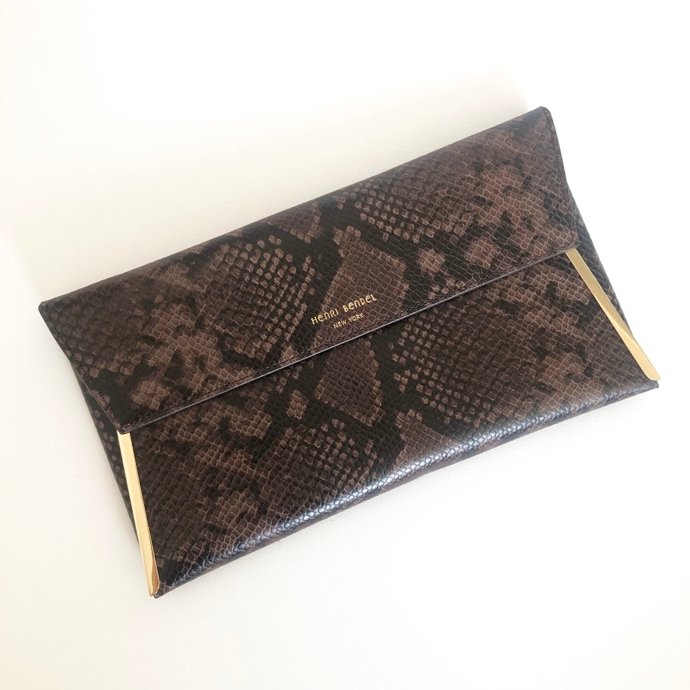 [Henri Bendel] Unlined Leather Clutch